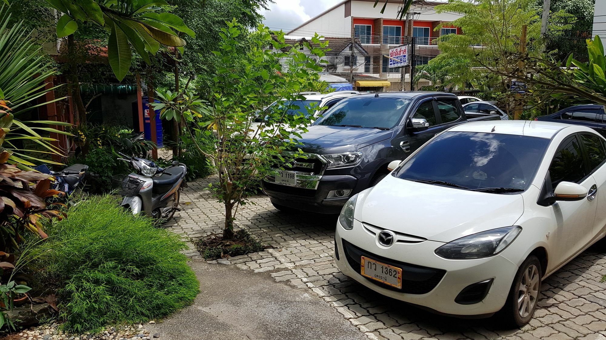 Pakdee House Hotel Udon Thani Exterior foto