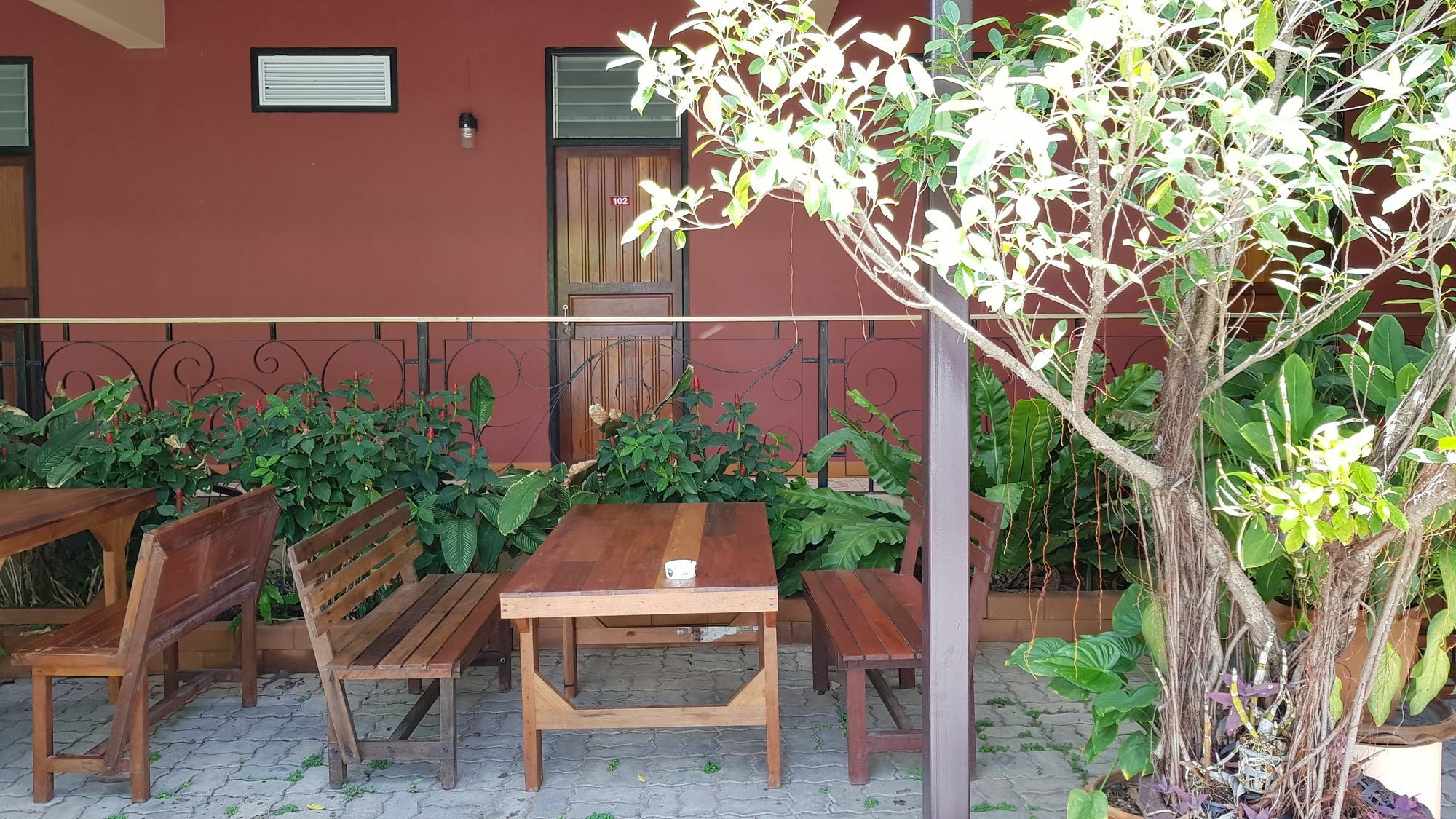Pakdee House Hotel Udon Thani Exterior foto